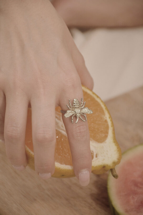 anillo-bee.jpg